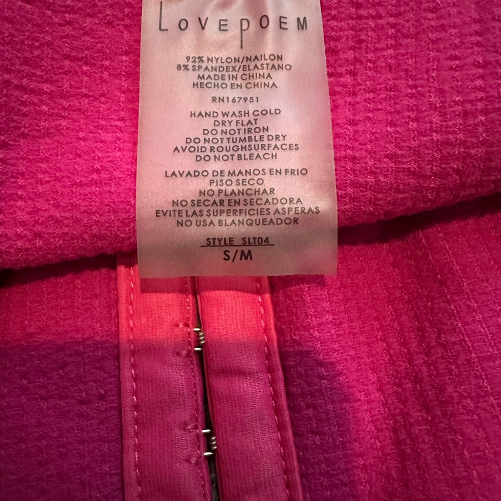 Pink Ribbed Women's Top - Picture 3 of 3